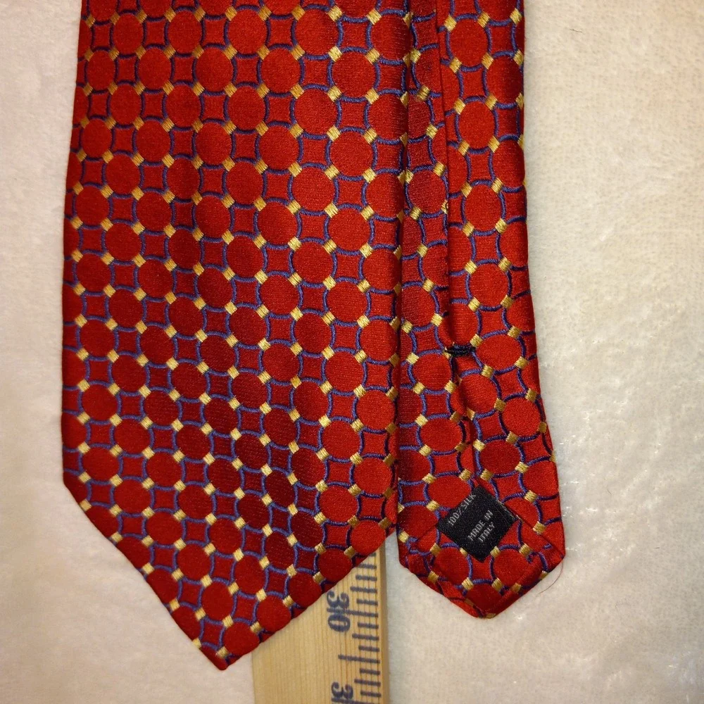 Jos A Bank Men's Tie Silk Red Geometric 3.5